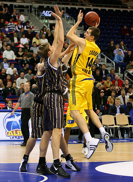 使他成为年 使他成为年