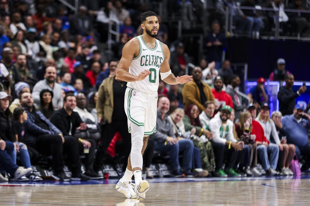 三个明显趋 三个明显趋