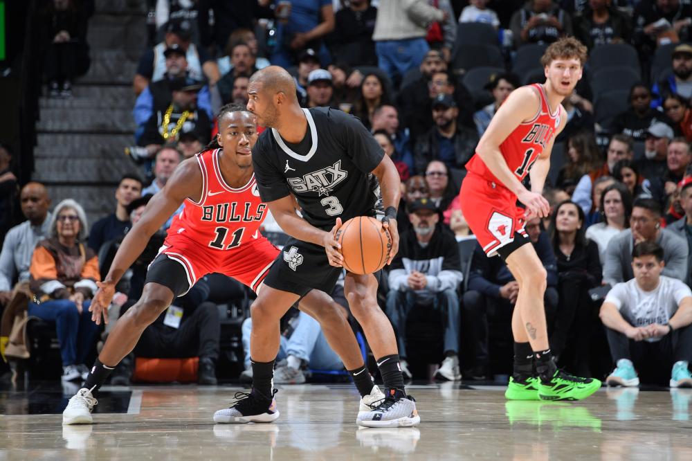 在本届游泳 在本届游泳